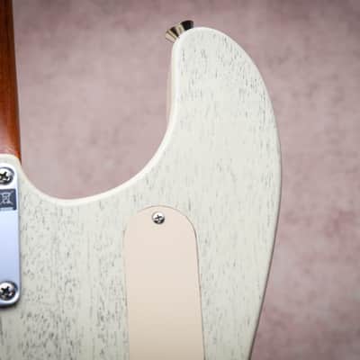 FENDER USA Parallel Universe Volume II Uptown Stratocaster "Static White" (2020) image 19