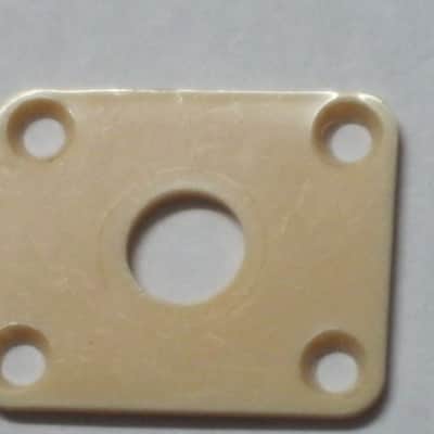 used (has some nicks & scratches) unknown brand CREME PLASTIC RECTANGLE Jack Plate + nickel finish SCREWS (refer to measurements in description) flat - but will flex when installed, might fit Epiphone LP 100 model guitar (NO guitar included) image 3