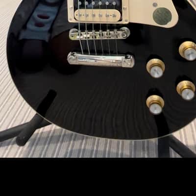 Gibson Les Paul Classic 2021 - Ebony *BOXED* image 2