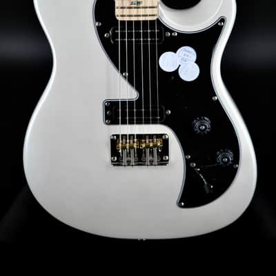 PRS SE NF 53 - Pearl White image 2