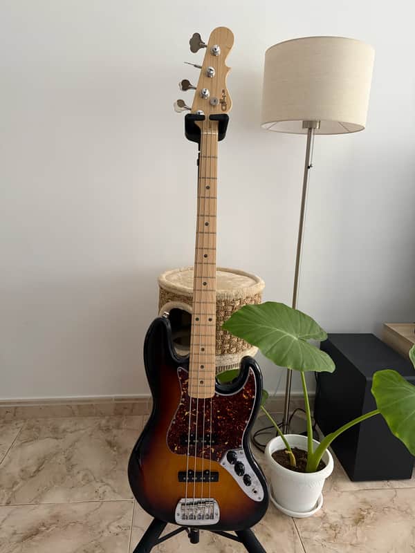 G&L Fullerton Deluxe JB