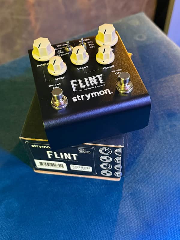 Strymon Flint Reverb and Tremolo V2 2022 - Present - Black Bild 1