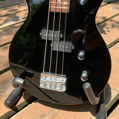 Wildfire Drive - Gloss Black Short Scale 4 string Bass Guitar with Gig Bag image 2