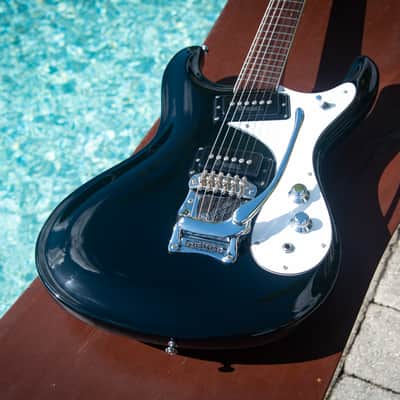 1990's Mosrite 1965 "The Ventures" Reissue "Excellent"- Made in Japan (KUROKUMO) - w Hard Case image 8