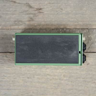 Radial StageBug SB-2 Passive Direct Box for Bass & Keys MINT image 3