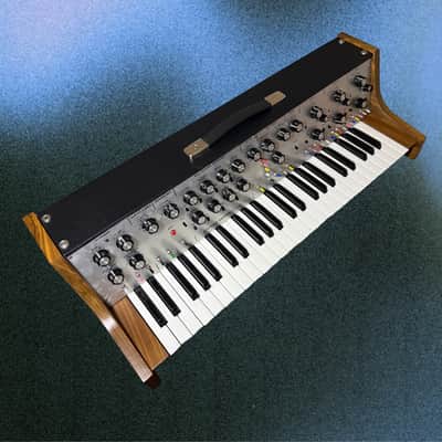 Steiner-Connolly Synthacon 2024 - Silver image 3