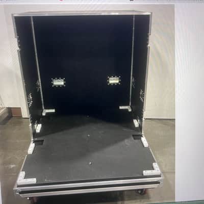 LM Cases Large Heavy Duty Road Case Series Number: 09883, Size 60" x 45" x 55" image 3
