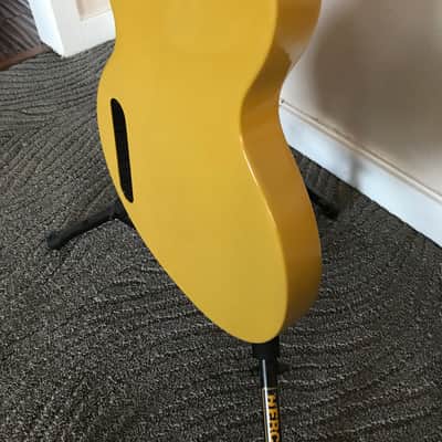 Gibson Les Paul Bass tv yellow image 8