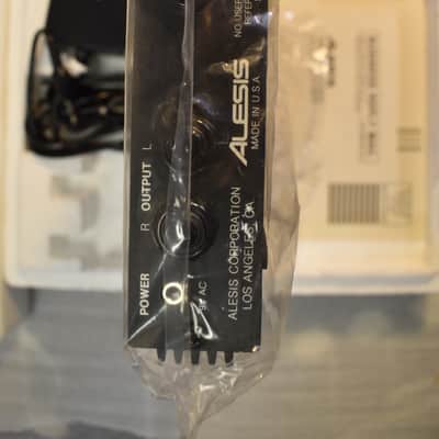 Alesis Micro Enhancer Stereo Vintage Unit In Original Box image 6