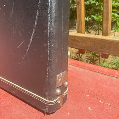 Vintage 80’s Fender P Bass Hardshell Case image 9