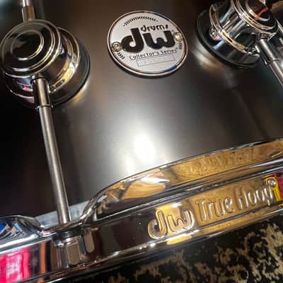 DW Collector's Series Satin Black Over Brass 6.5x14" Snare Drum - Satin Black with Chrome Hardware image 2