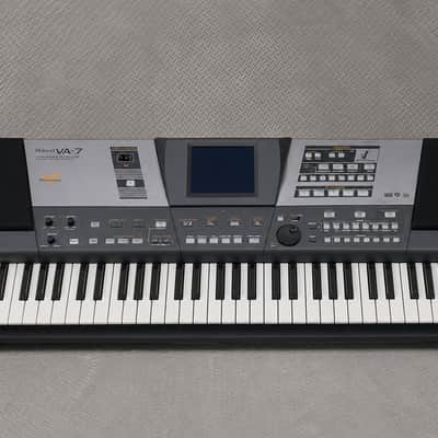 Immagine Roland VA7 ✅ Legendary V-Arranger Workstation ✅ Integrated Zip Drive & SCSI Connectivity ✅ Fully Checked & Cleaned ✅ Massive Sound Palette & Live Performance Power ✅ Worldwide Shipping - 3