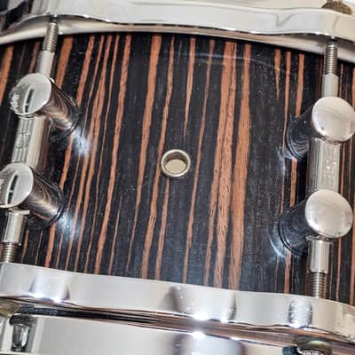 Sonor SC 10 1406 SDWD S Classix 14"x 6" Scandinavian Birch Snare in Ebony Veneer w/ Hella Hoops image 9