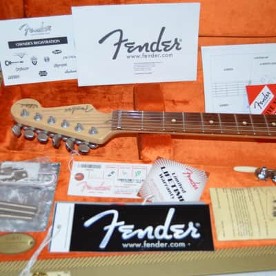 Fender Jeff Beck Artist Series Stratocaster with Hot Noiseless Pickups 2001 - Present - Olympic White image 2