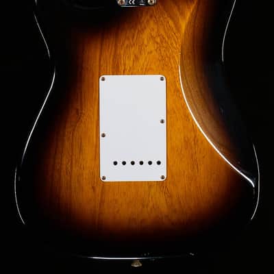 Fender Custom Shop Limited Edition 70th Anniversary 1954 Stratocaster Journeyman Relic, 1-Piece Quartersawn Maple Neck Fingerboard, Wide-Fade 2-Color Sunburst (366) image 3