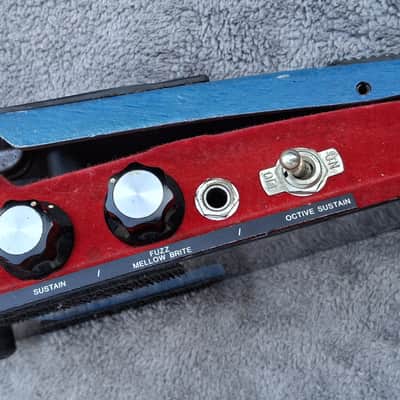 Foxx Fuzz and Wa and Volume - Red image 2