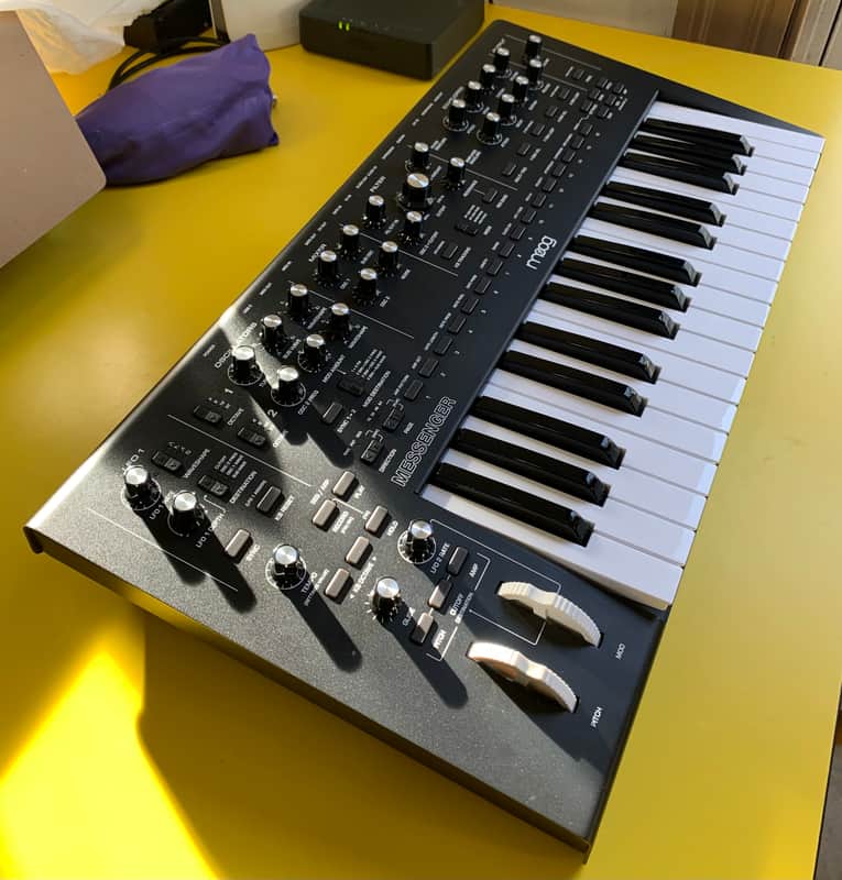 Moog Messenger 32-Key Monophonic Synthesizer 2025 image 1
