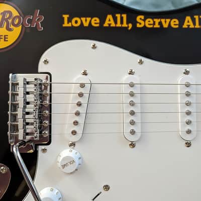 Fender  Stratocaster Squire Affinity - Hard Rock Cafe Tribute image 13