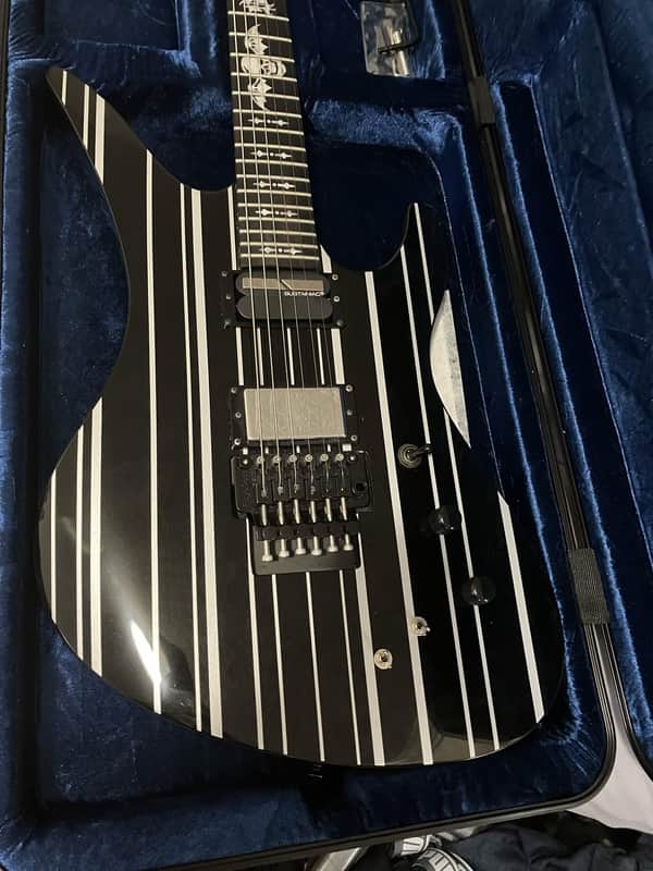 Schecter Synyster Gates Custom S 2025 - Black and Silver image 1