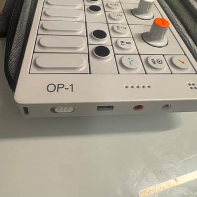 Teenage Engineering OP-1 Portable Synthesizer Workstation 2011 - Present - White image 2