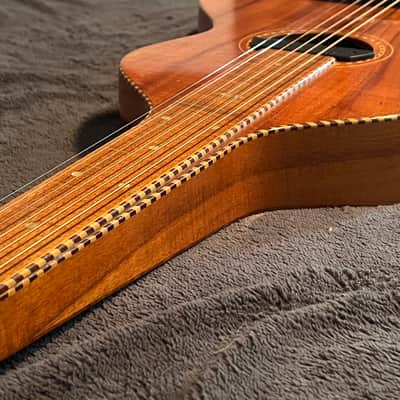 Weissenborn Style 3 1926 (ca.) - Original finish & Custom Calton Case image 17