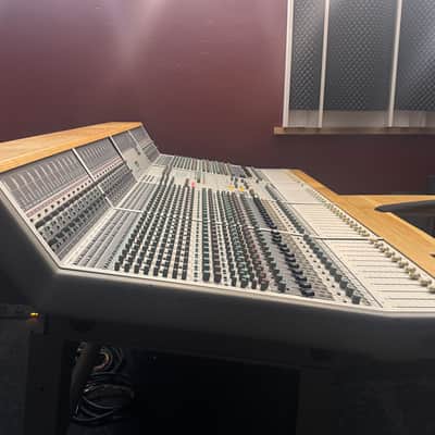 Audient ASP8024 24-channel analog console image 4