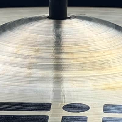 UFIP 17" Class Series Light Crash Cymbal - 1210g image 8