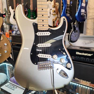 Fender Stratocaster Diamond Finish image 2