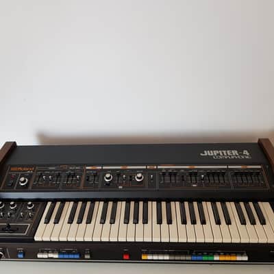Roland Jupiter 4 analog synthesizer legend very good 1980
