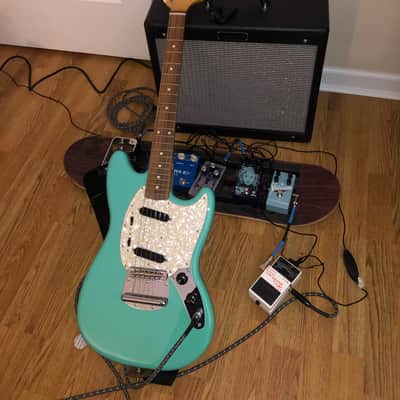 Fender Vintera '60s Mustang with Pau Ferro Fretboard 2019 - 2023 - Seafoam Green image 2