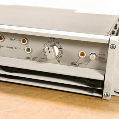 Crown Macro-Tech 36x12 2-Channel Power Amplifier CG015TP image 2