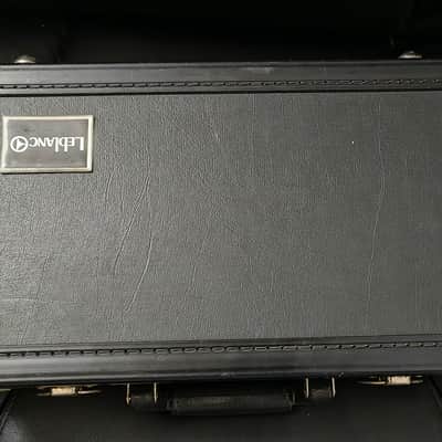 LEBLANC VITO FRANCE Bb WOOD INTERMEDIATE/ADVANCED CLARINET - ALL LEATHER PADS - DEMO VIDEO - READY TO PLAY! image 23