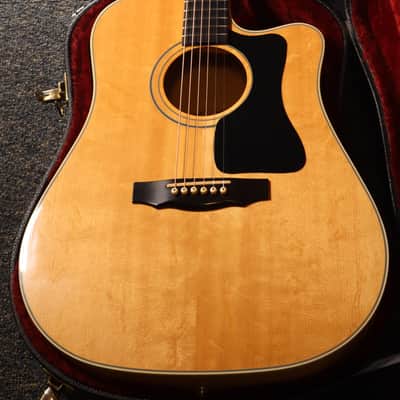 Guild USA DCE3 Dreadnought Cutaway Acoustic Electric Spruce Top Maple Back + Sides with case early 1990s image 4