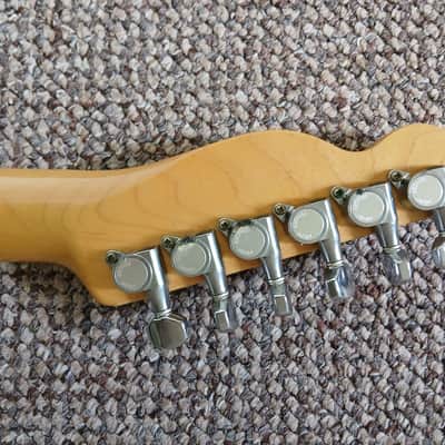 Fender Bullet Single Cutaway with Rosewood Fretboard 1981 - 1982 - Ivory image 9