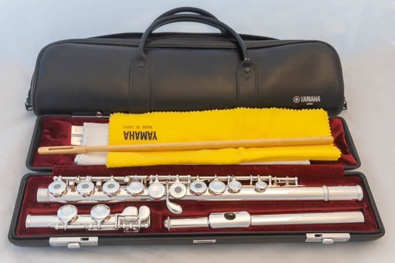 Yamaha YFL-461 All Silver Intermediate Flute Open-hole C-foot *Made in Japan *Overhauled New Pads image 1
