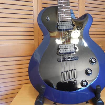 Yamaha AES720 BLACK/BLUE image 2