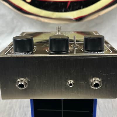 Electro-Harmonix Octave Multiplexer Sub-Octave Generator Pedal Reissue image 7