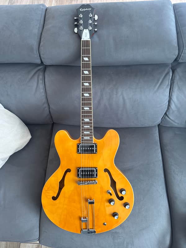 Gibson P-94搭載エピフォンYEC Riviera ビグスビー付 Epiphone Nick Valensi Riviera P94 | Reverb