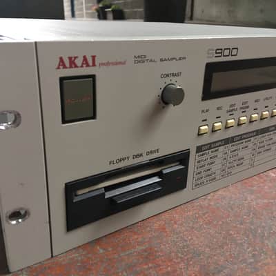 Akai S900 MIDI Digital Sampler 1986 - White image 5