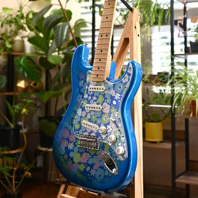 *New in Box* Fender MIJ Stratocaster 2025 - Blue Flower Limited Model Japan image 3