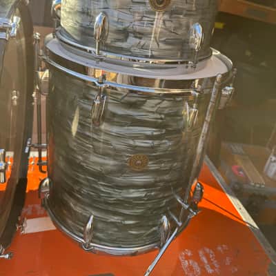 Steve Ferrone's Tom Petty and the Heartbreakers, Gretsch - 1960s Vintage "Bop Outfit" 20", 16", 13" Midnight Blue Pearl image 5