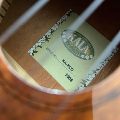 Kala KA-KCG Hawaiian Koa Series Concert Ukulele - Gloss Natural image 3