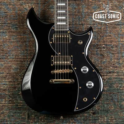 Dunable Guitars Cyclops DE V2 - Gloss Black w/ Gold Hardware