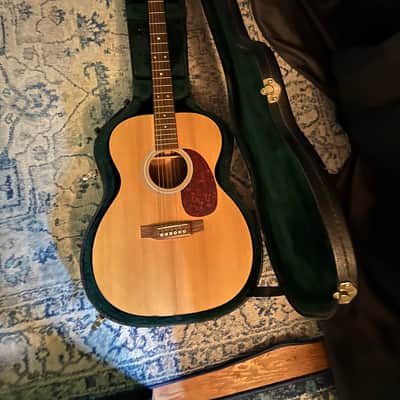 Martin 000-1R Auditorium Acoustic Guitar 2001 - Solid Sitka Spruce Top; Laminated Rosewood Back & Sides image 1
