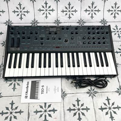 Oberheim TEO-5 44-Key 5-Voice Synthesizer • MINT