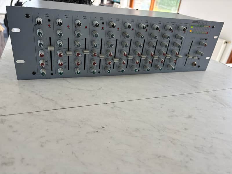 Alesis MultiMix 12R Rackmount 12-Channel Mixer 2006 - 2015 - White/Silver image 1