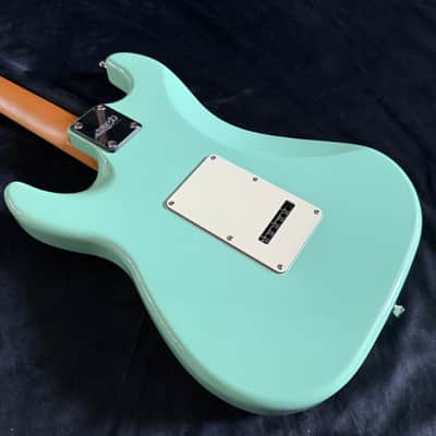 Jet Guitars JS-300 JS300 SFG, solid basswood body, 22 frets roasted maple neck, ceramic pickups, traditional tremolo Free Setup image 6