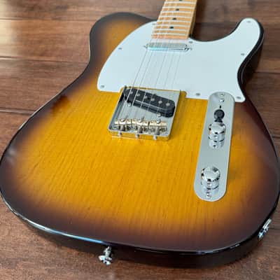 Suhr Classic T Antique Electric Guitar 2-Tone Tobacco Burst 87819 image 2