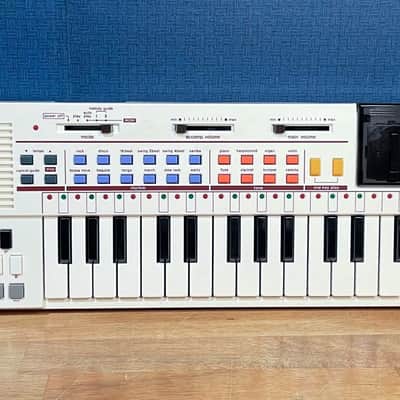 Casio PT-80 32-Key Mini Synthesizer - White