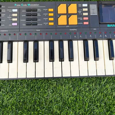 Casio SK-8 32-Key Sampling Keyboard 1980s - Black SK-1 SK1 image 3